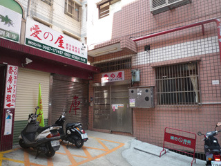 N-q19-018g1