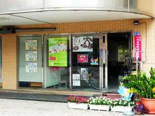 R18-012-g0